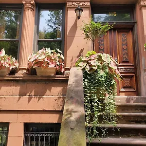  Bed & Breakfast West 119th Guest